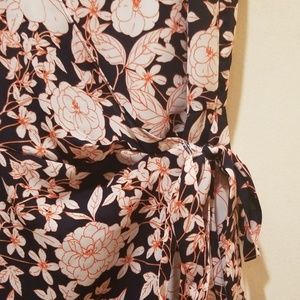 Banana Republic Dresses - Banana Republic Floral Dress New 4 Banana Republic Dresses - Banana Republic Floral Dress New 4